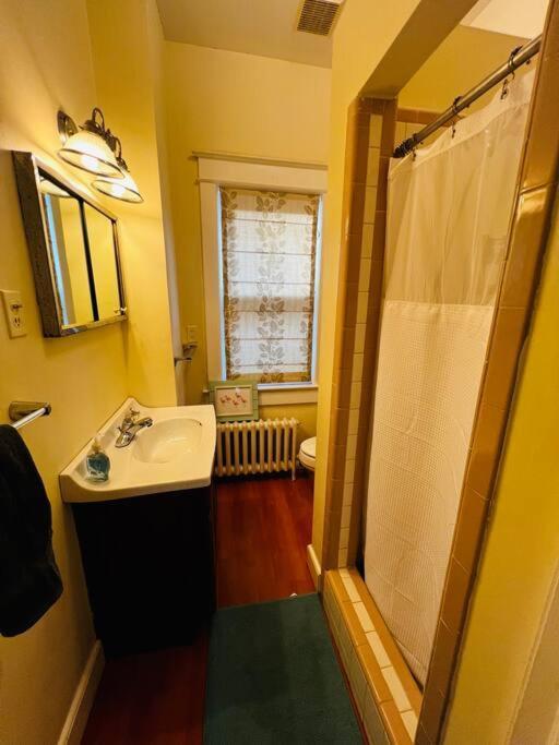 4 Bedroom Dc'S Best Location With Parking, Walk To Clarendon Metro, Shopping And Nightlife! Arlington Exterior foto
